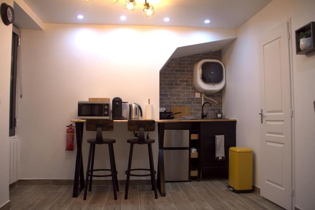 Logement Cosy - Proche Du Prado Apartman Bourges Kültér fotó